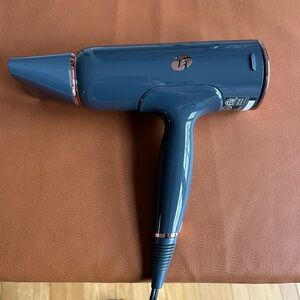 T3 Hairdryer